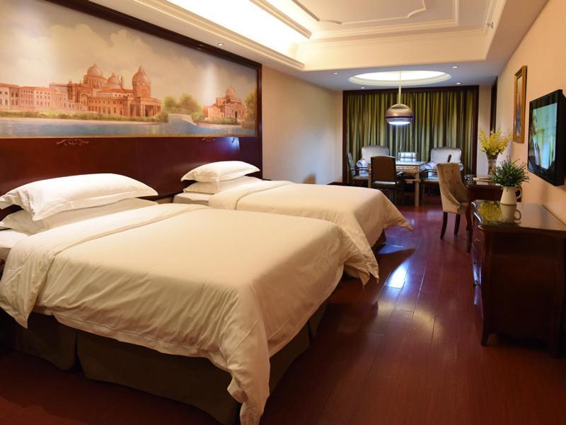 Vienna Hotel Loudi Chunyuan Pedestrian Street المظهر الخارجي الصورة