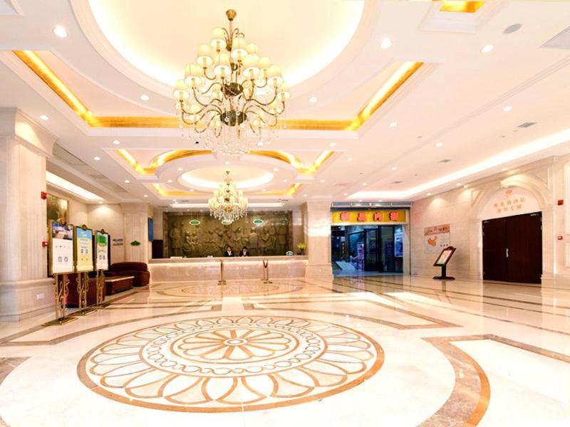 Vienna Hotel Loudi Chunyuan Pedestrian Street المظهر الخارجي الصورة